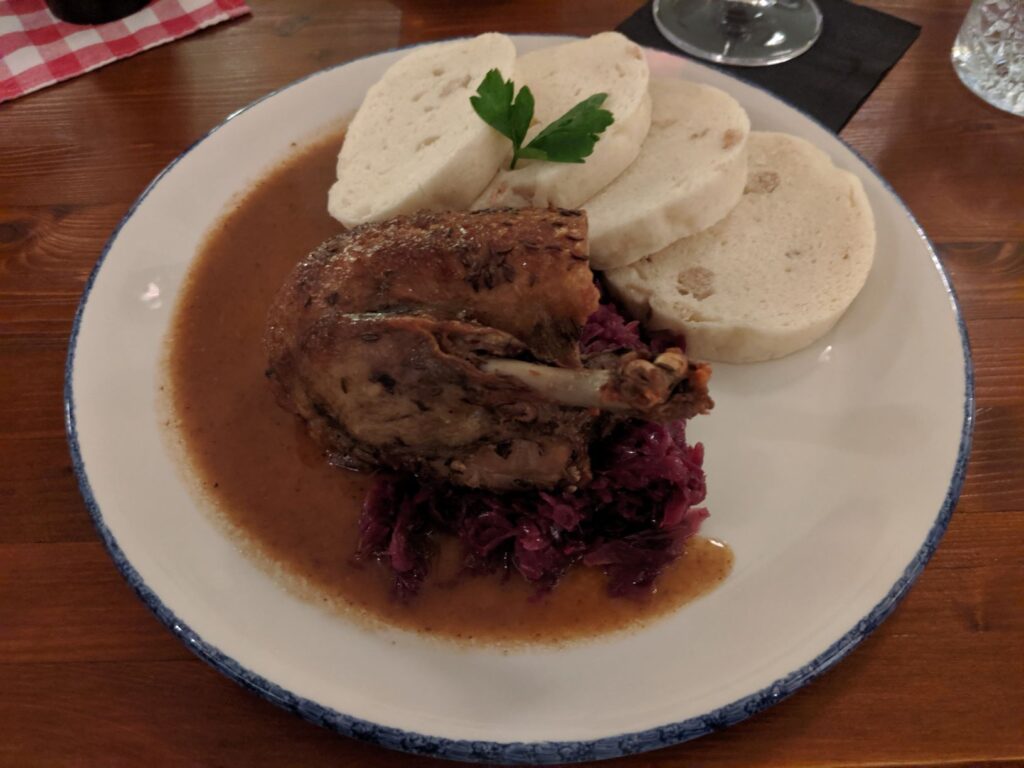 duck with red cabbage and bread dumplings