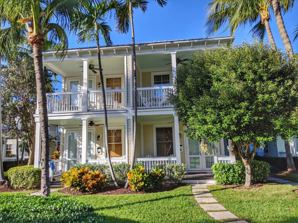 3-bedroom two-story duplex cottage